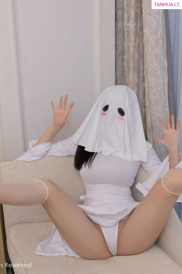 安然Maleah  [XiuRen]高清写真图 2025.03.18 No.10035 安然anran 美腿性感第24张图片